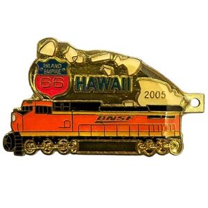 BNSF Railway Inland Empire 66 Hawaii 2005 Train Engine Enamel Lapel Pin Gold NEW